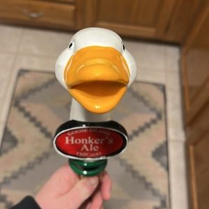 Goose island Honker’s ale keg handle